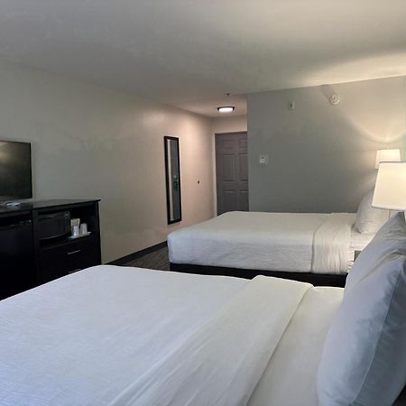 Quality Inn & Suites Гоума Екстер'єр фото