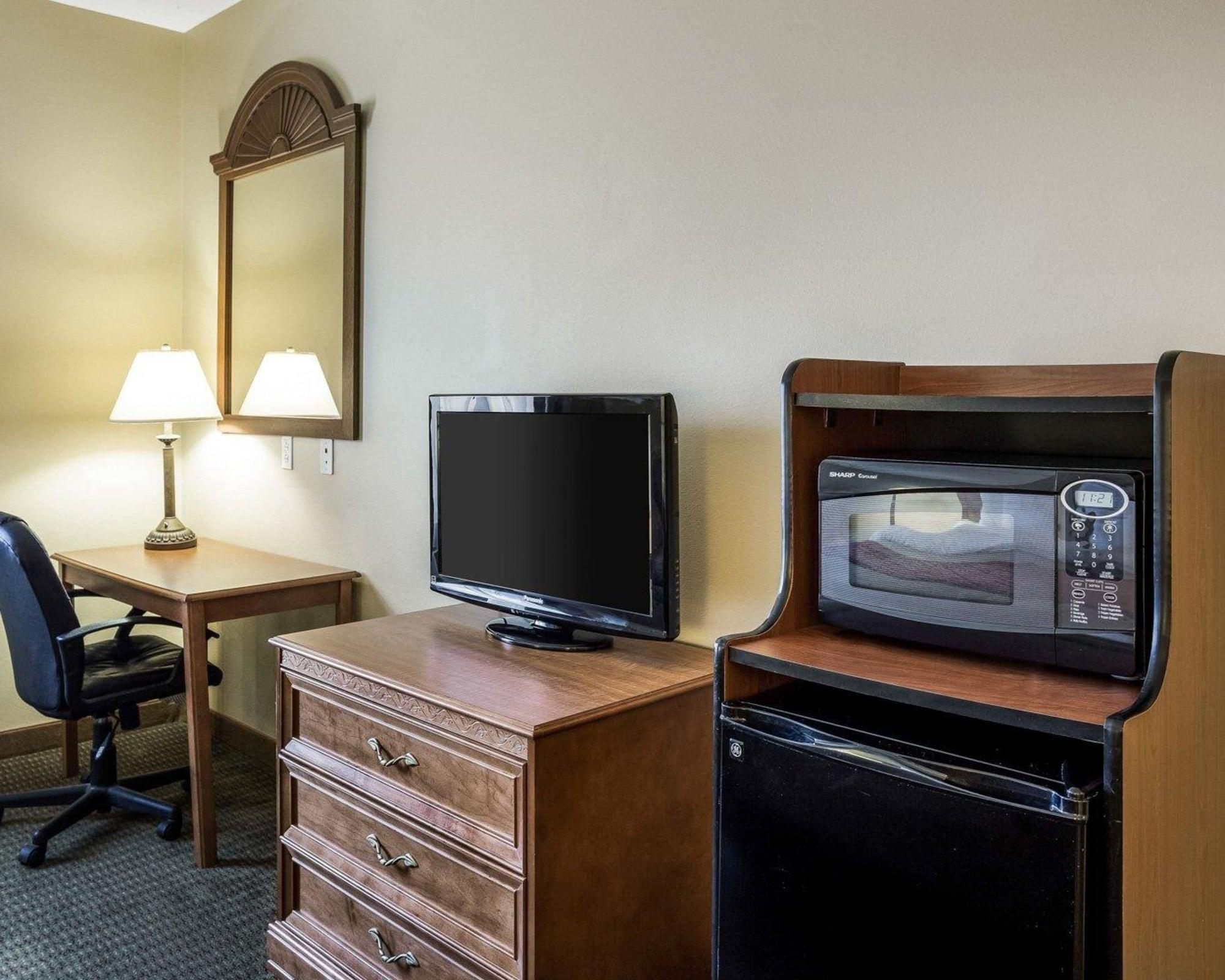 Quality Inn & Suites Гоума Екстер'єр фото