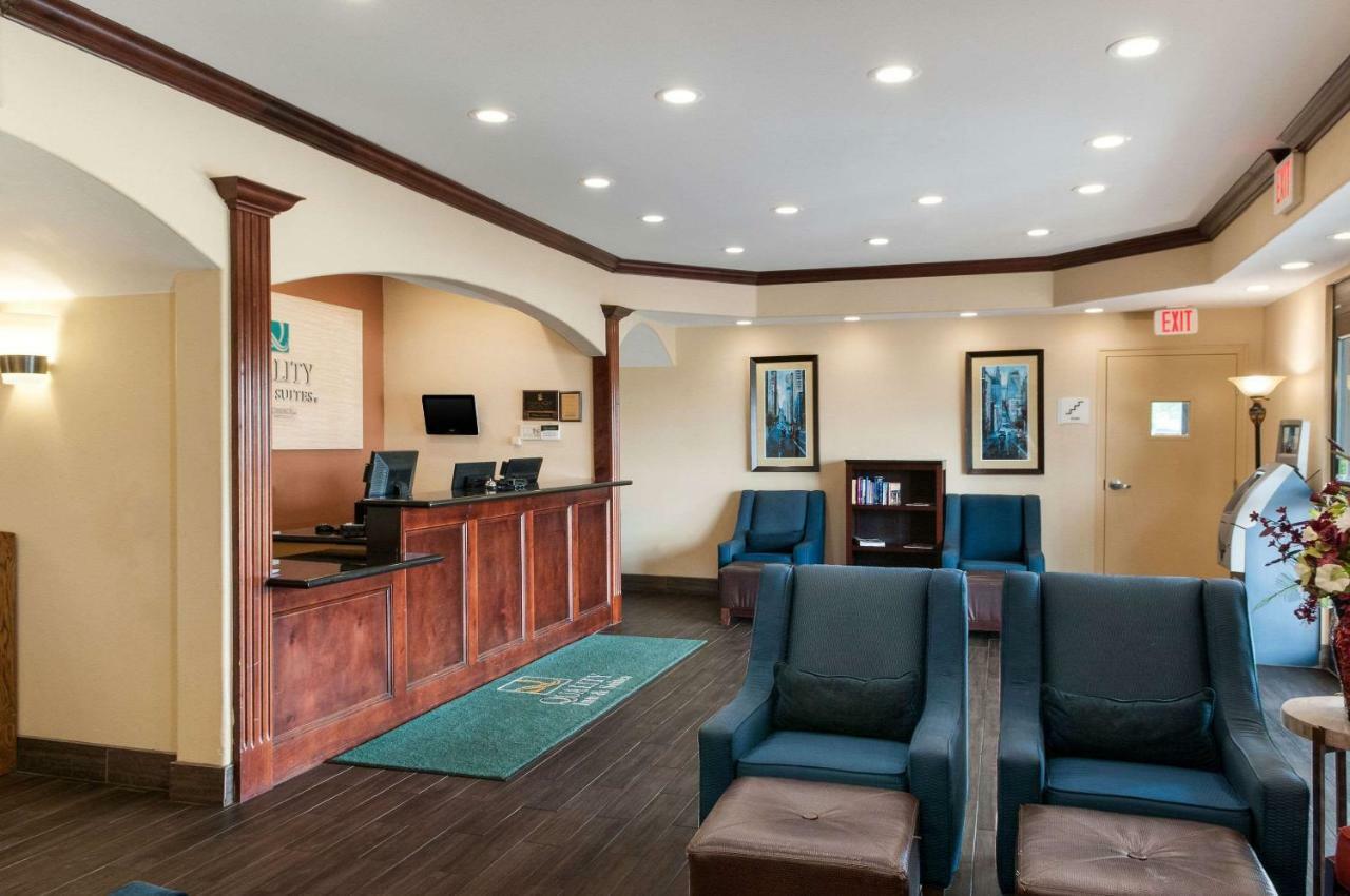 Quality Inn & Suites Гоума Екстер'єр фото