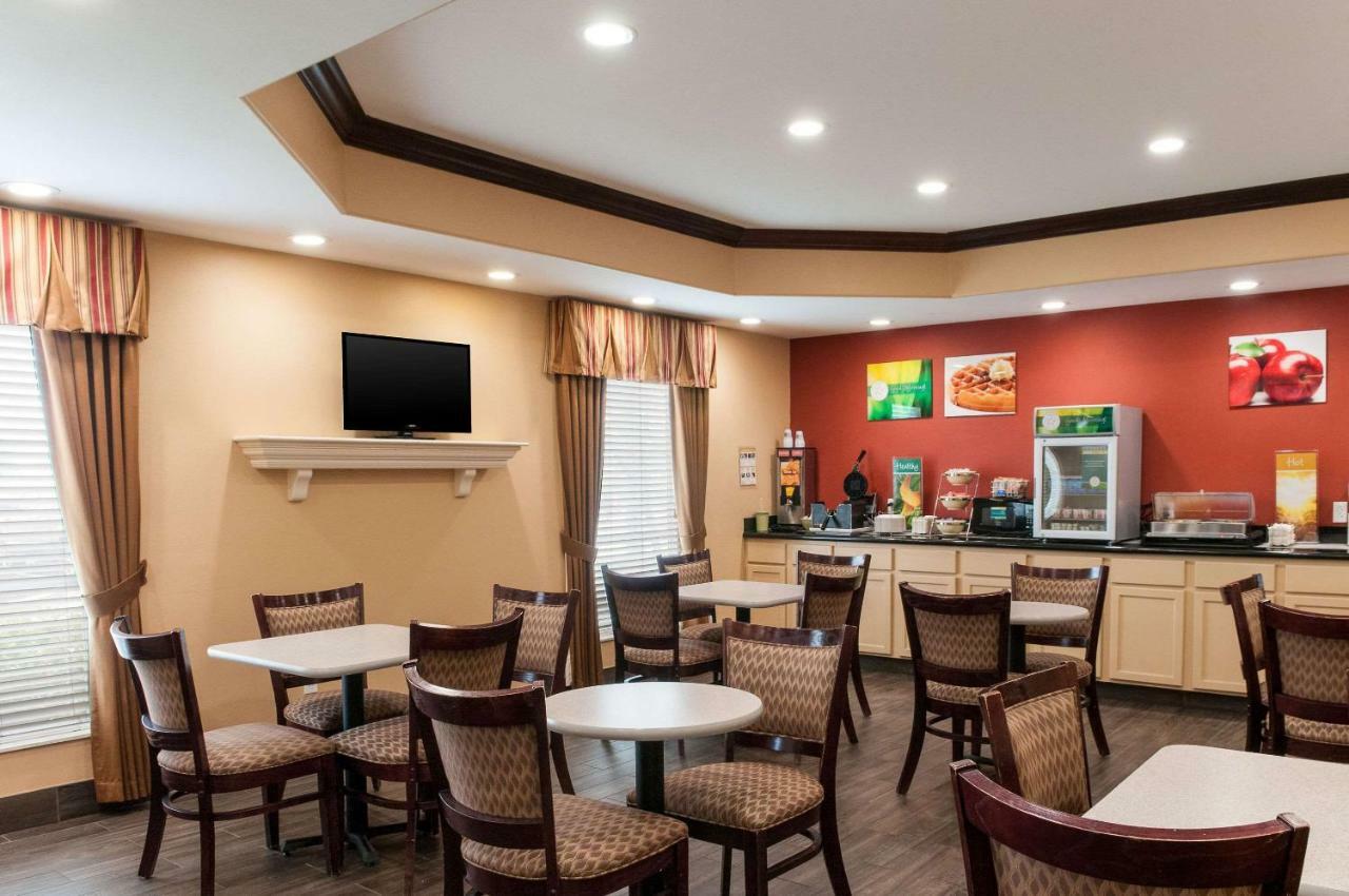 Quality Inn & Suites Гоума Екстер'єр фото